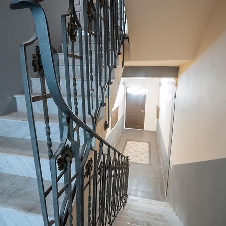 Appartamento Palazzo Marevento Bari Esterno foto